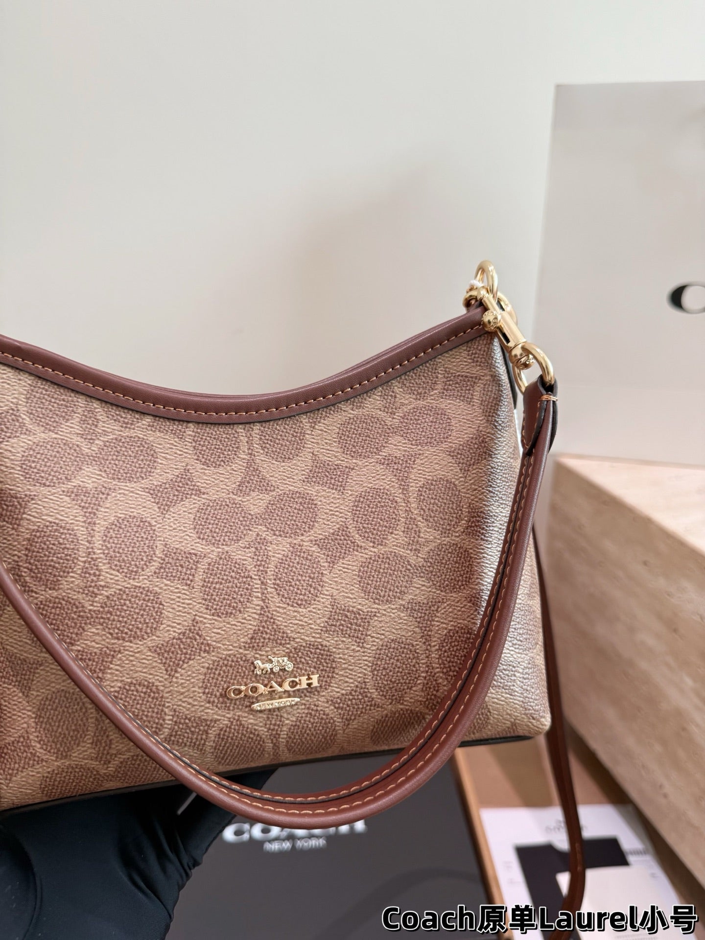 Coach bag | The mini hobo bag is just too adorable!