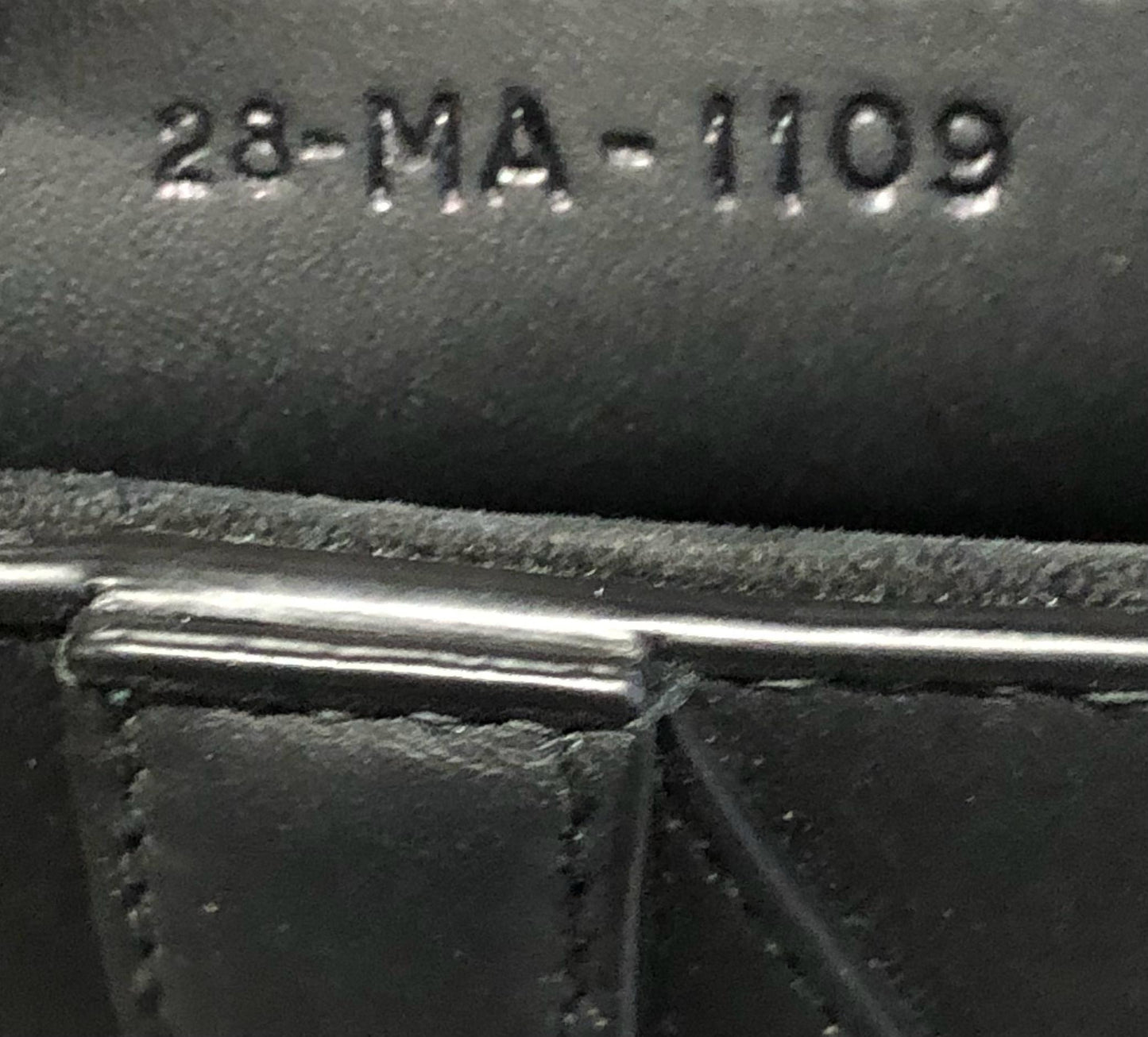 Ultra Matte Saddle Handbag Leather Medium
