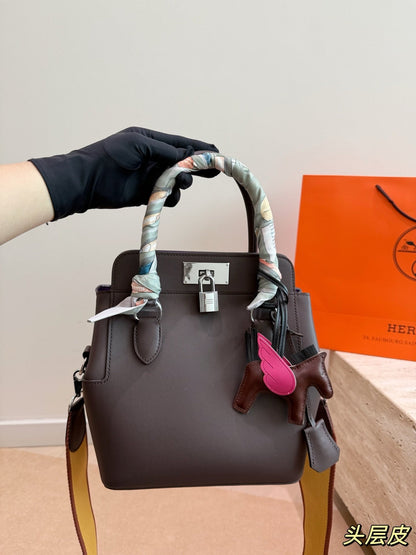 Hermes 18 Elephant Grey 🐘 Toolbox 20 Milk Carton