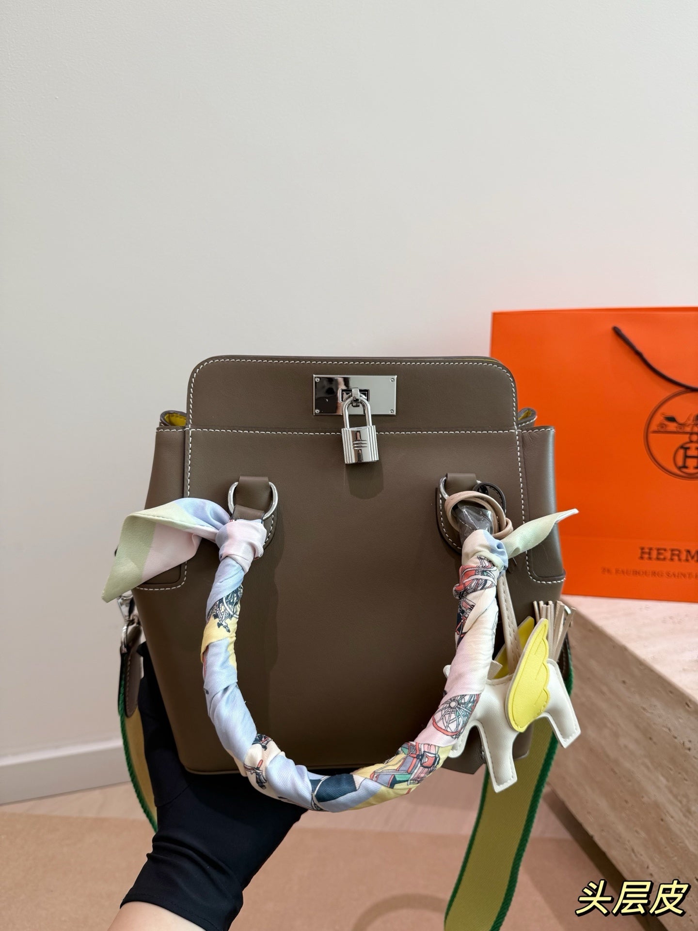 Hermes 18 Elephant Grey 🐘 Toolbox 20 Milk Carton