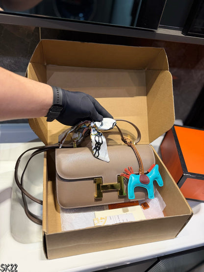 Original Hermes leather stewardess bag!!