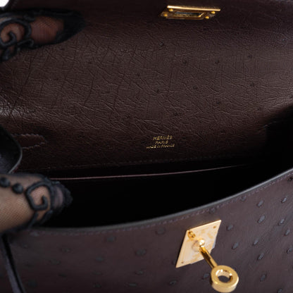 Hermes Kelly Pochette Rouge Sellier Ostrich with Gold Hardware - 2021, Z