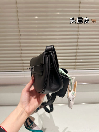 Hermes new Kelly Moove