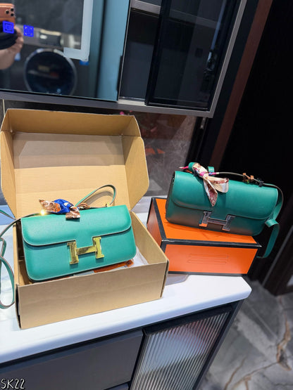 Original Hermes leather stewardess bag!!
